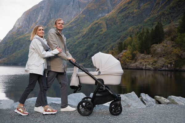 Noordi FJORDI V2 Kinderwagen in ECO LEDER | 2 IN 1 SET MIT BABYWANNE + SPORTWAGEN + Wickeltasche – Bild 2