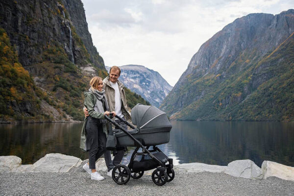 Noordi FJORDI V2 | 2 in 1 SET Kinderwagen mit Babywanne + Sportwagen + Wickeltasche – Bild 91