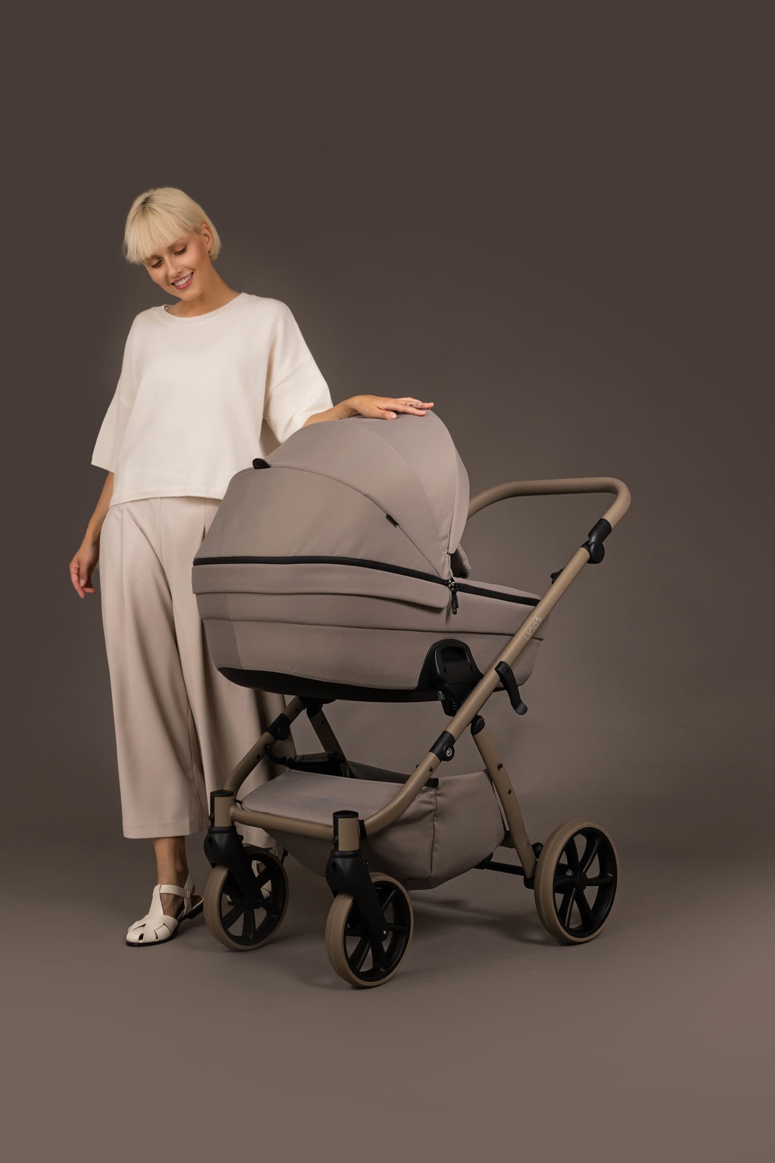 TUTIS UNO 6+ | 2 in 1 SET Kinderwagen mit Babywanne + Sportwagen + Zubehör – Bild 7