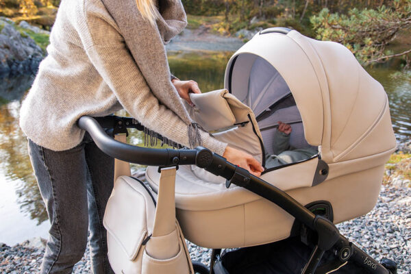 Noordi FJORDI V2 Kinderwagen in ECO LEDER | 2 IN 1 SET MIT BABYWANNE + SPORTWAGEN + Wickeltasche – Bild 48