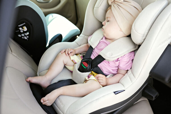 i-Size Kindersitze: Sicher & Komfortabel im Auto unterwegs
