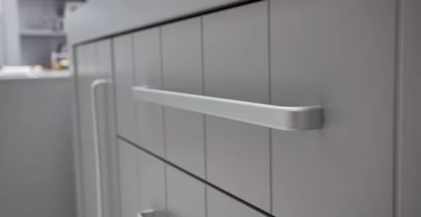 CAROLE Sparset Kinder-/Jugendzimmer: Bett + Kommode + Schrank | 3 teilig, Grau – Bild 24