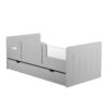 CAROLE Sparset Babyzimmer | 3-teilig | Bett mit Lattenrost + Kommode + Schrank | Grau – Bild 5