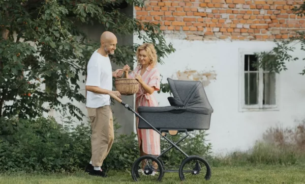 NATURKIND IDA Kinderwagen mit Babykorb aus Stoff+ Sportsitz | Bio Klassiker aus Österreich – Bild 43