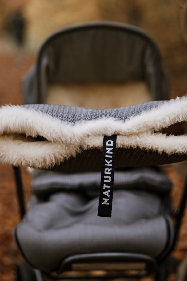 NATURKIND IDA Kinderwagen mit geflochtenem Babykorb + Sportsitz | Bio Klassiker aus Österreich – Bild 47