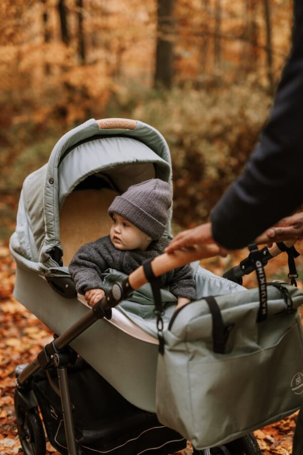 NATURKIND IDA Kinderwagen mit geflochtenem Babykorb + Sportsitz | Bio Klassiker aus Österreich – Bild 49