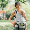 Ergonomische Babytrage von NATURKIND | Bio | mitwachsend | ab Geburt nutzbar – Bild 10