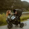 TFK MONO 2 Sportwagen/ Joggster | XXL Buggy mit der größten Sitzfläche am Markt mit 100 cm Liegefläche | + Gratis Paket – Bild 27