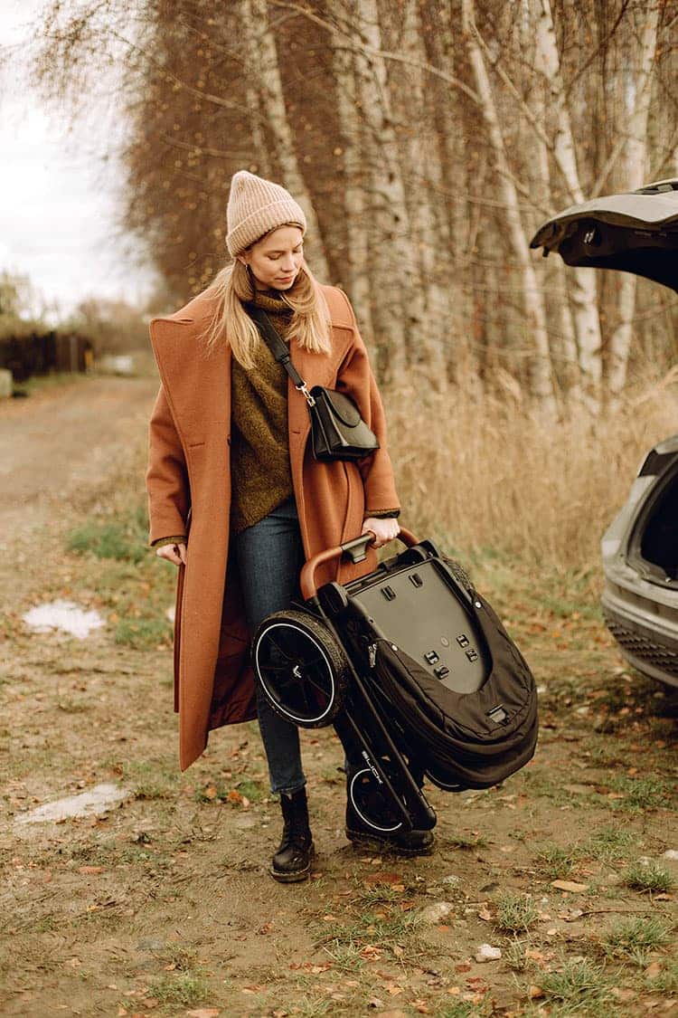 MUUVO Slick 2.0 | Kinderwagen MEGASET mit Babywanne + Sportsitz + Autoschale +Isofix drehbar – Bild 12