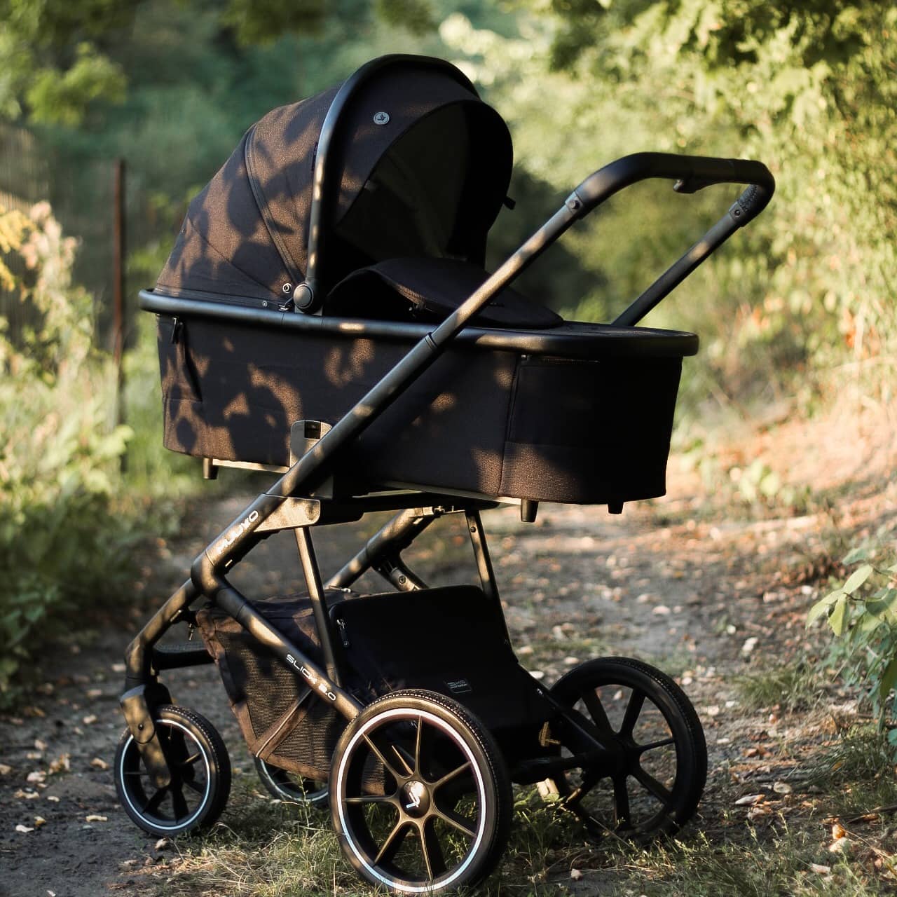 MUUVO Slick 2.0 | Kinderwagen MEGASET mit Babywanne + Sportsitz + Autoschale +Isofix drehbar – Bild 16