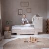 Mitwachsendes Bett SMART | Vom Baby bis zum Schulkind | ab Geburt bis 10 Jahre | Kindermöbel für kleine Kinderzimmer – Bild 11
