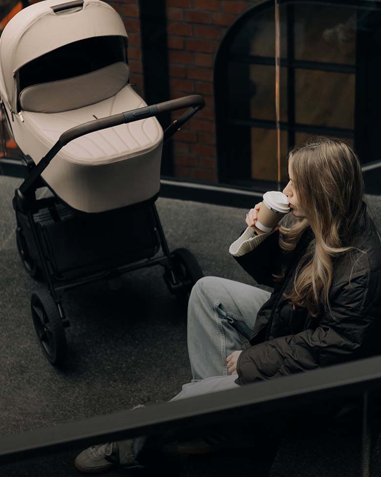 VENICCI CLARO 2 | MEGASET: Kinderwagen mit Babywanne + Sportsitz + Zubehör + Autoschale + Isofix Station – Bild 29