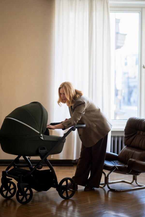 Noordi FJORDI V2 | 2 in 1 SET Kinderwagen mit Babywanne + Sportwagen + Wickeltasche – Bild 75