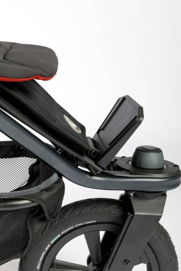 TFK Pro Sportkinderwagen/ Jogger | XXL Buggy mit der größten Sitzfläche am Markt mit 100 cm Liegefläche | + Gratis Paket – Bild 12